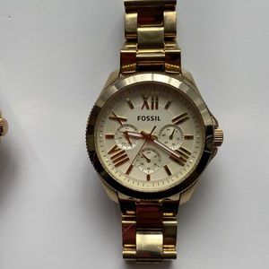 Pre loved authentic cream faced Fossil watch